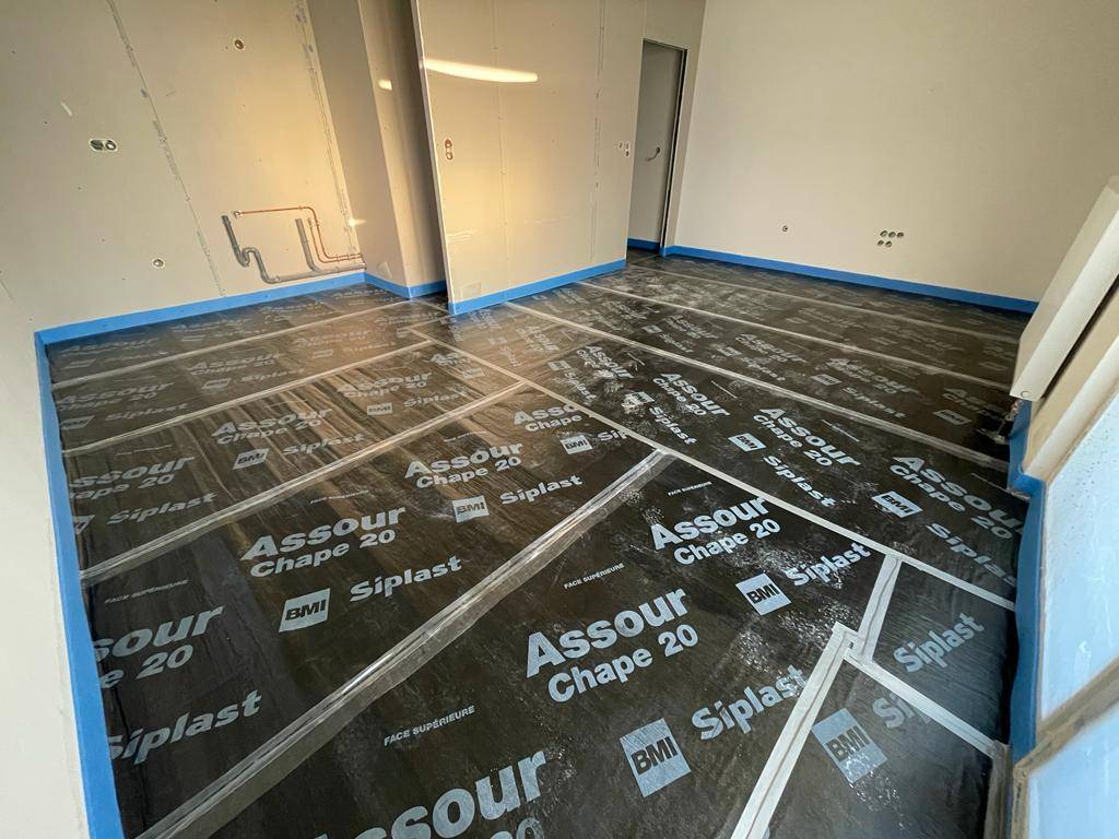 Pose isolation phonique