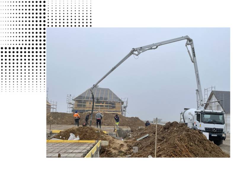 Coulage 1ère dalle béton - Maison individuelle